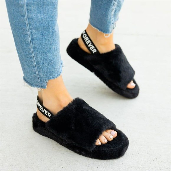 NEW๐ฅ Fluff Faux Fur Open Toe Slipper Slide Sandal - Picture 3 of 7